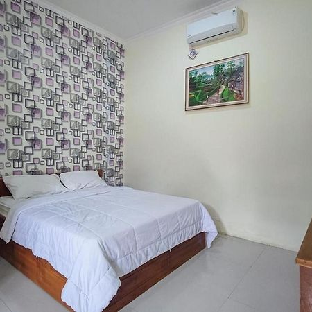 Reddoorz At Tanakatto Homestay Waikabubak Luaran gambar