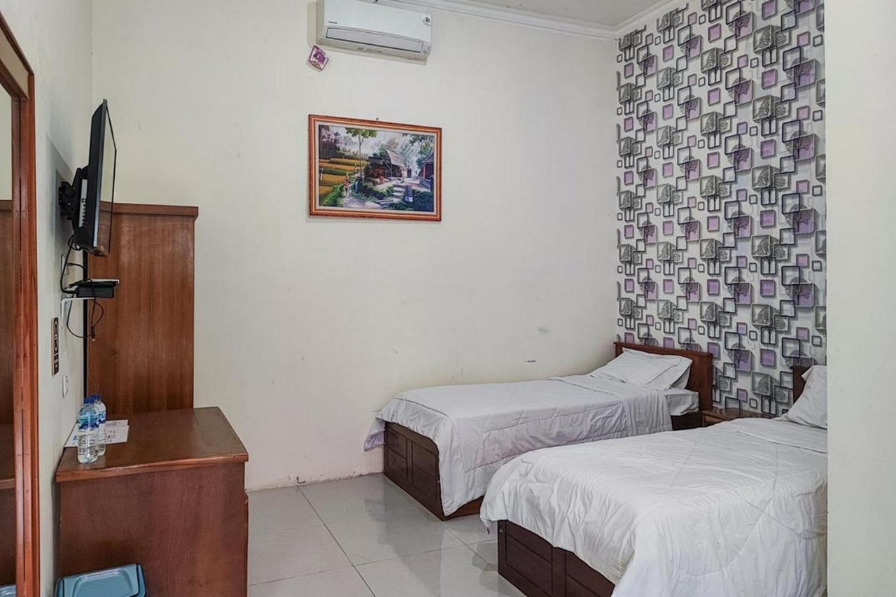 Reddoorz At Tanakatto Homestay Waikabubak Luaran gambar