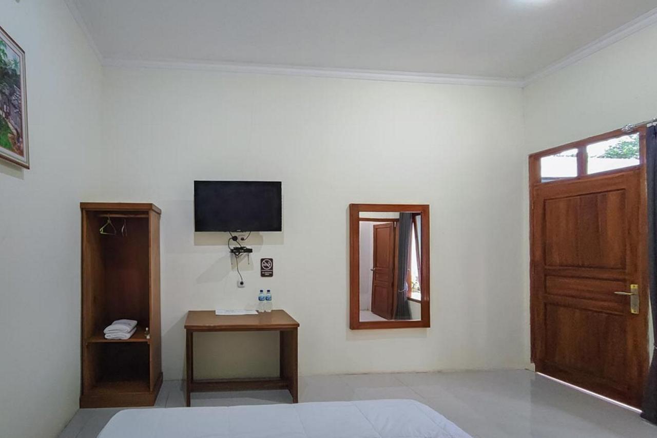 Reddoorz At Tanakatto Homestay Waikabubak Luaran gambar