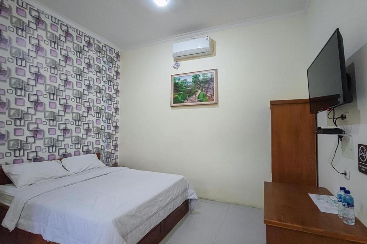 Reddoorz At Tanakatto Homestay Waikabubak Luaran gambar
