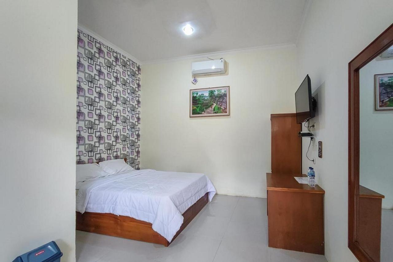 Reddoorz At Tanakatto Homestay Waikabubak Luaran gambar